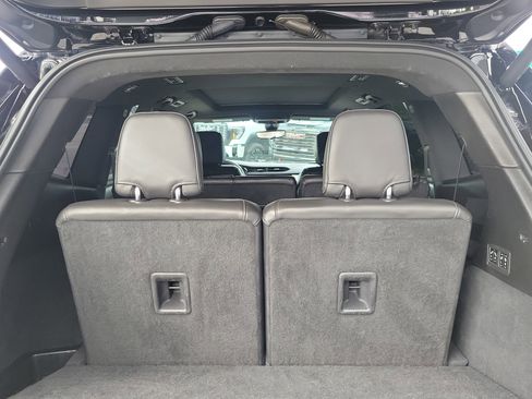 Used 2021 Cadillac XT6 Premium Luxury w/ Platinum Package image 18