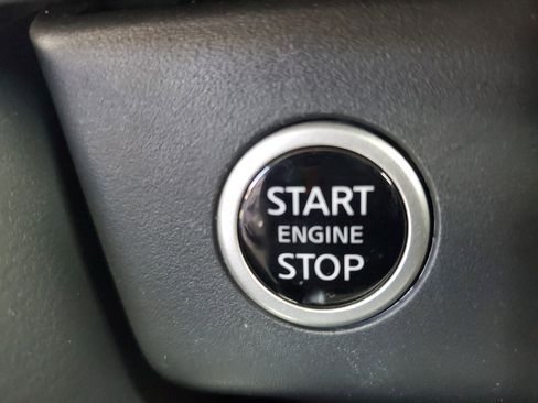 Certified 2023 Nissan Rogue SV image 22