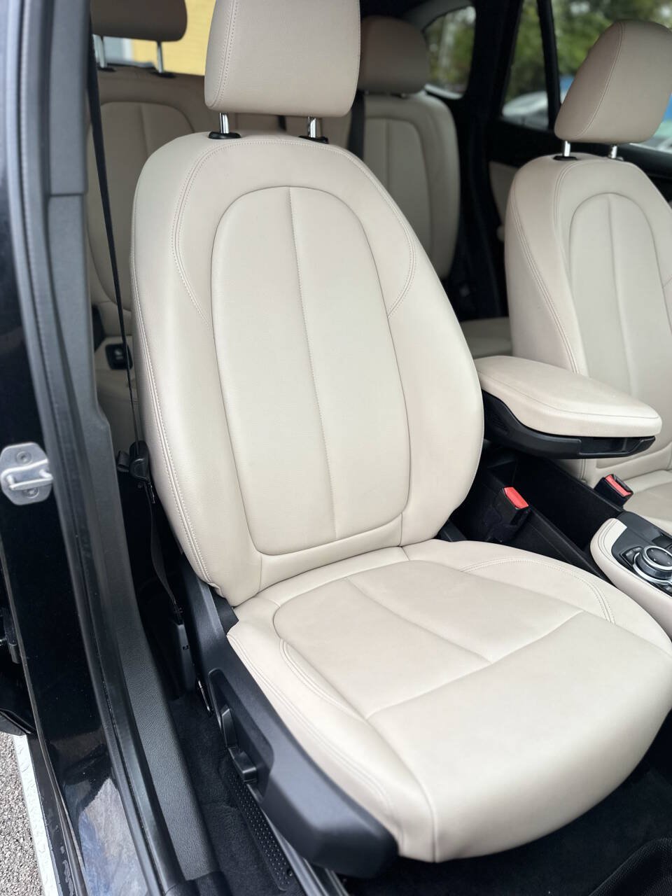 Used 2019 BMW X1 sDrive28i FWD image 15