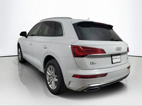 Used 2024 Audi Q5 2.0T Premium w/ Convenience Package AWD/4WD image 4