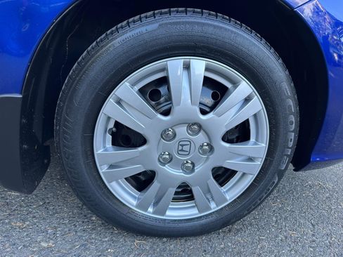 Used 2011 Honda Fit image 12