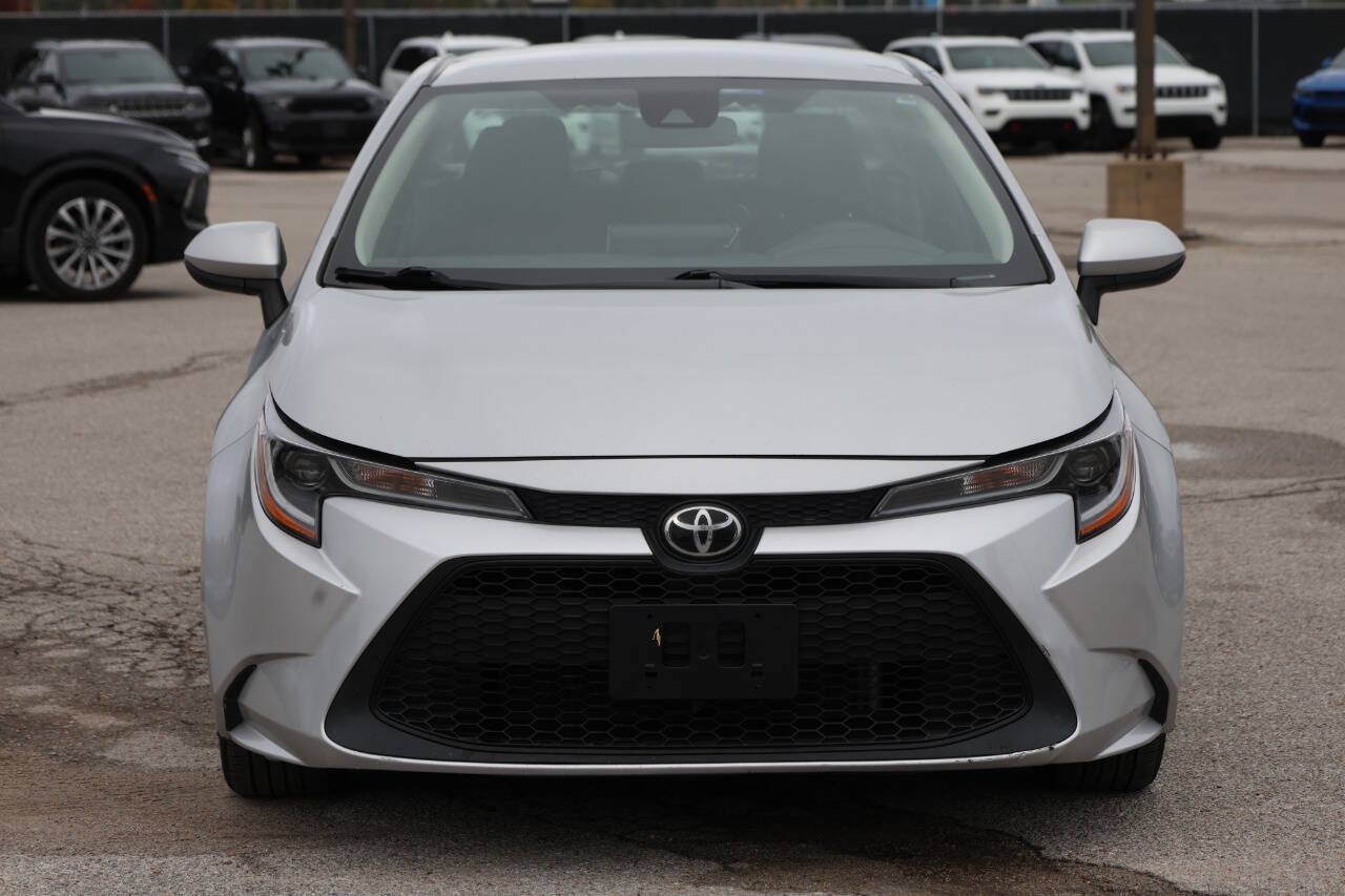 Used 2021 Toyota Corolla LE FWD image 5