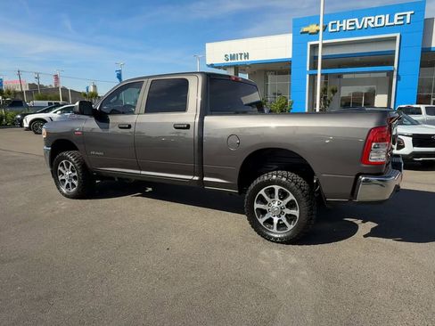 Used 2022 RAM 2500 Big Horn w/ Cold Weather Group image 5