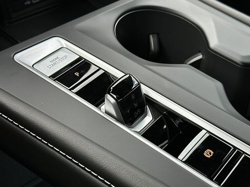New 2026 Volkswagen Atlas Cross Sport SE AWD/4WD image 19