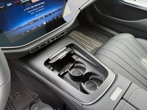 New 2026 Mercedes-Benz E 450 4MATIC Sedan image 23