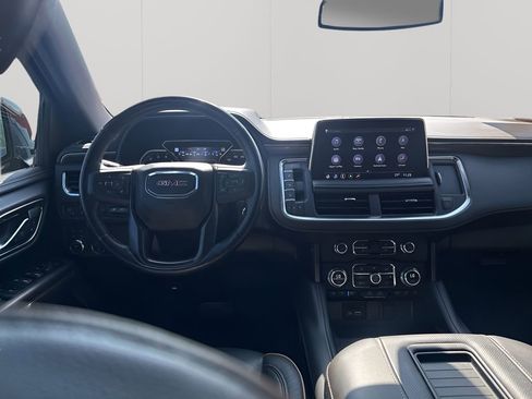 Used 2021 GMC Yukon XL AT4 w/ AT4 Premium Package image 23