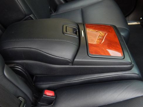 Used 2011 Lexus RX 350 AWD w/ Premium Pkg image 18