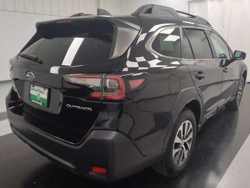 Used 2023 Subaru Outback Premium AWD/4WD image 9