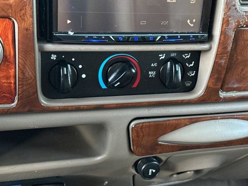 Used 2003 Ford F250 King Ranch AWD/4WD image 18