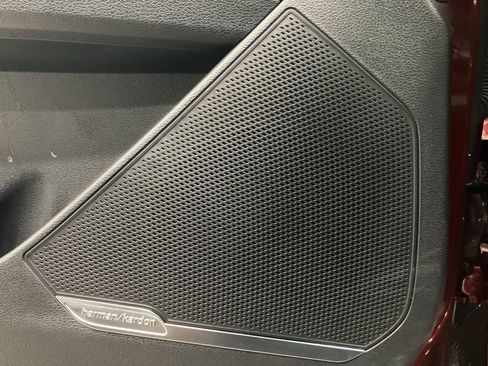 Used 2024 Kia Sportage SX Prestige image 13