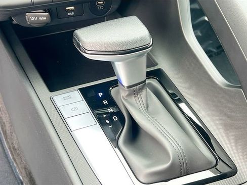 New 2026 Hyundai Elantra SE FWD image 16