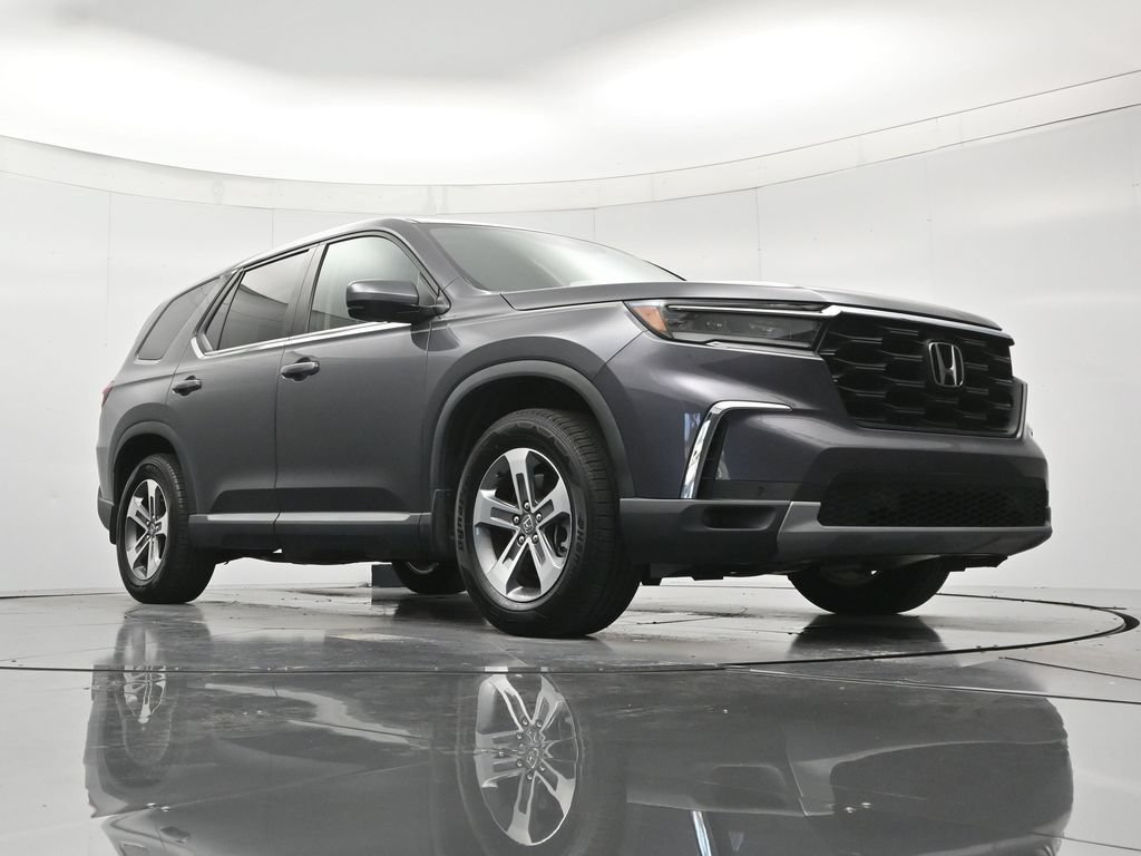 Used 2025 Honda Pilot EX-L image 39