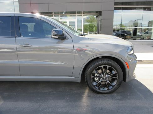 Used 2022 Dodge Durango R/T w/ Blacktop Package AWD/4WD image 14