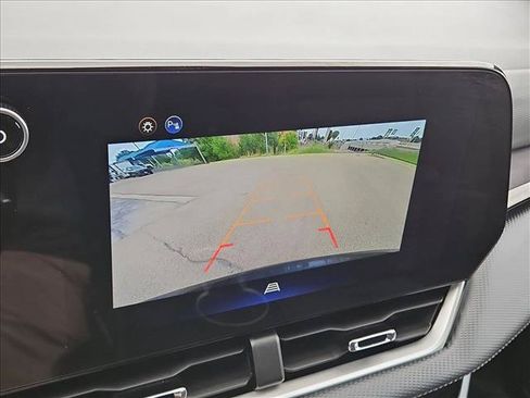 Certified 2025 Chevrolet Equinox LT FWD image 14