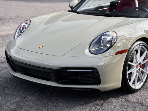 Used 2022 Porsche 911 Carrera S image 7