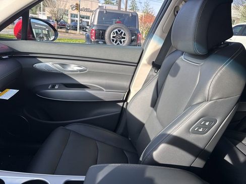 New 2026 Genesis GV70 2.5T Select AWD/4WD image 36