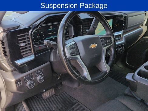 Certified 2025 Chevrolet Silverado 2500 LT w/ Convenience Package AWD/4WD image 9