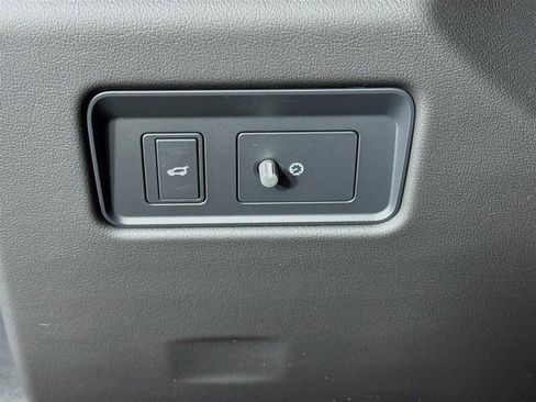 New 2026 Jaguar F-PACE R-Dynamic S image 10