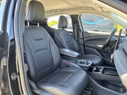 Used 2025 Ford Mustang Mach-E Premium AWD/4WD image 24