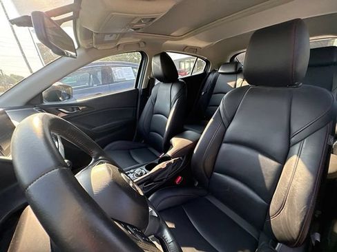 Used 2016 MAZDA MAZDA3 i Grand Touring FWD image 10