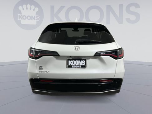 Used 2023 Honda HR-V EX-L image 5