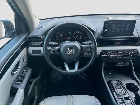 Used 2025 Honda Pilot EX-L image 22
