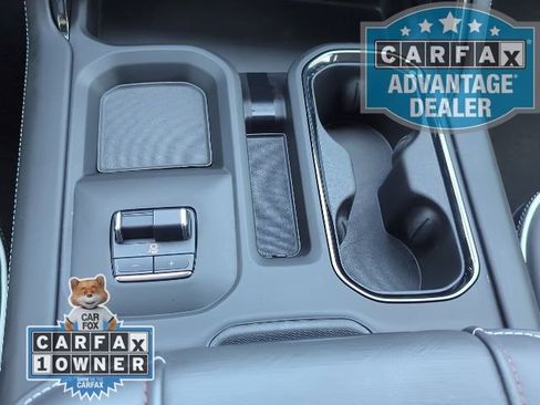 Used 2025 GMC Sierra 2500 AT4X image 9