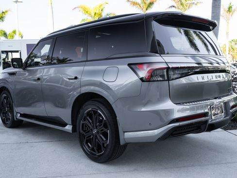New 2026 INFINITI QX80 4WD image 22