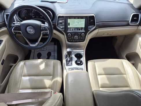 Used 2018 Jeep Grand Cherokee Limited AWD/4WD image 19
