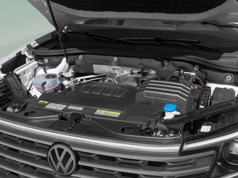 Used 2024 Volkswagen Atlas SE FWD image 15