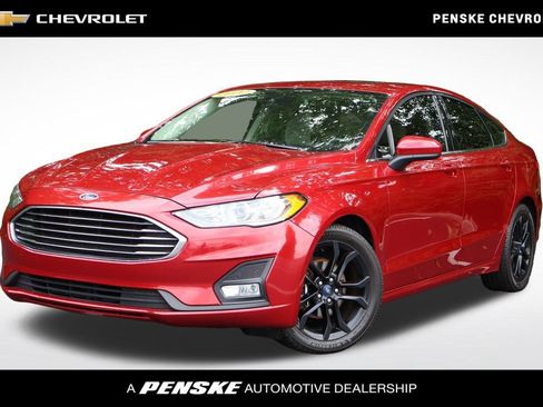 Used 2020 Ford Fusion SE w/ Equipment Group 151A FWD image 1