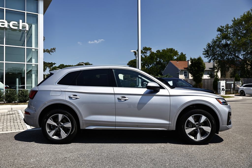 Certified 2023 Audi Q5 Premium w/ Premium Plus Package AWD/4WD image 4