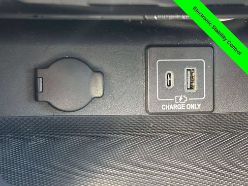 Used 2019 Nissan Pathfinder S AWD/4WD image 20