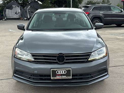 Used 2017 Volkswagen Jetta S FWD image 2