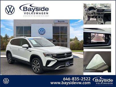 Certified 2022 Volkswagen Taos SE w/ Panoramic Sunroof Package