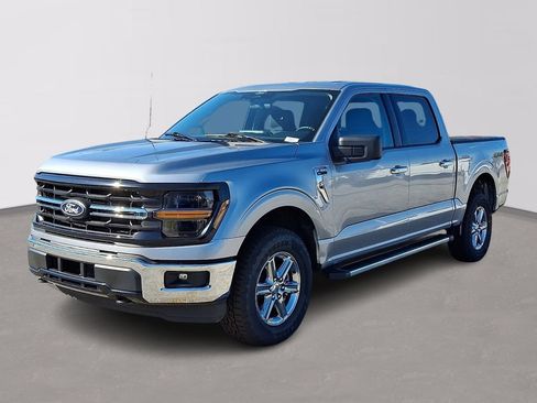 Certified 2025 Ford F150 XLT w/ Equipment Group 301A Standard AWD/4WD image 3