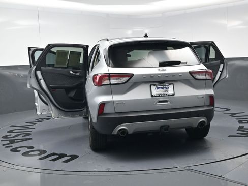 Used 2020 Ford Escape SEL image 18