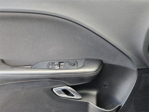 Used 2019 Dodge Challenger SXT w/ Blacktop Package image 28