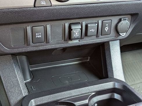 Used 2023 Toyota Tacoma TRD Sport image 21