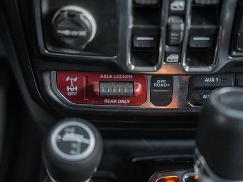 Used 2023 Jeep Gladiator Mojave w/ LED Lighting Group image 34