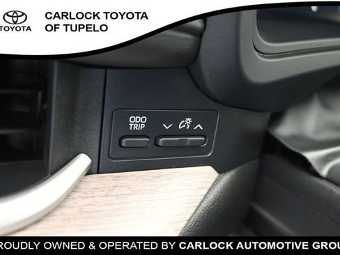 Used 2025 Toyota Grand Highlander AWD image 28