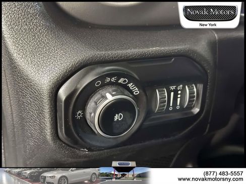 Used 2020 Jeep Wrangler Unlimited Sport S AWD/4WD image 16