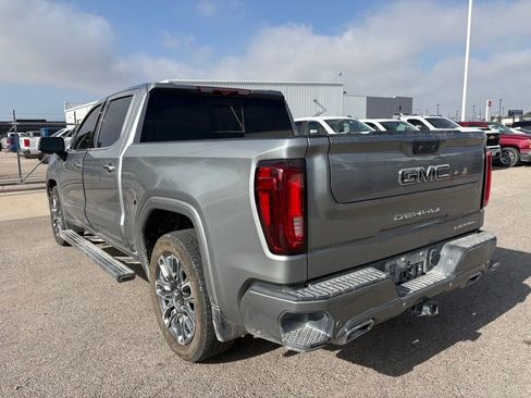 Used 2023 GMC Sierra 1500 Denali Ultimate AWD/4WD image 3