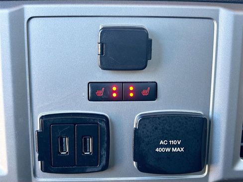 Used 2017 Ford F150 Lariat w/ Equipment Group 502A Luxury image 26