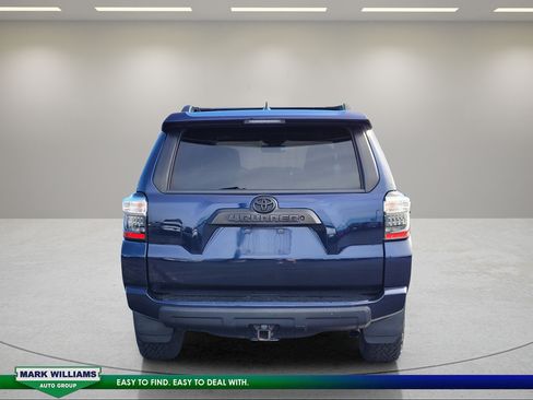 Used 2019 Toyota 4Runner TRD Off-Road Premium AWD/4WD image 5
