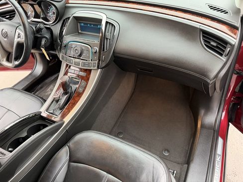 Used 2011 Buick LaCrosse CXL image 12