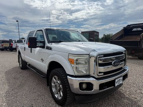 Used 2014 Ford F250 XLT w/ FX4 Off-Road Package AWD/4WD image 2