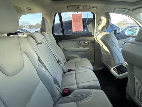Used 2022 Volvo XC90 T6 Inscription w/ Advanced Package image 7