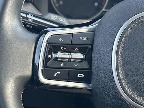 Used 2023 Kia Sorento S w/ Panoramic Sunroof Package image 12