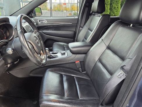 Used 2019 Jeep Grand Cherokee Limited image 9